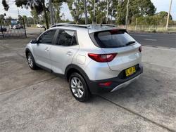 2024 KIA STONIC S