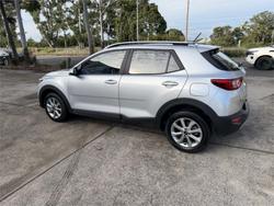 2024 KIA STONIC S
