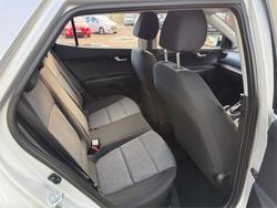 2024 KIA STONIC S