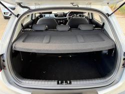 2024 KIA STONIC S