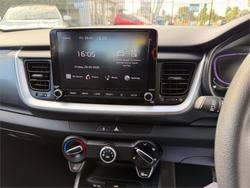 2024 KIA STONIC S