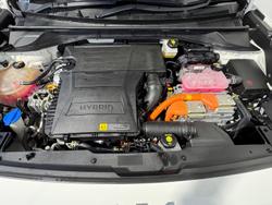2022 Kia Niro Hybrid Sport