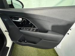 2022 Kia Niro Hybrid Sport