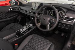 2025 Mitsubishi Outlander PHEV Exceed