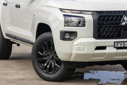2025 Mitsubishi Triton GLX-R