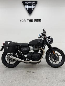 Triumph Street Twin