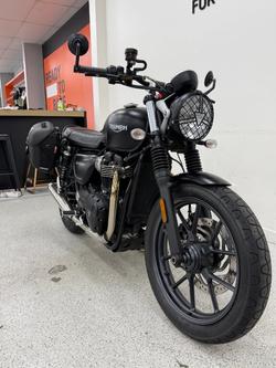 2018 Triumph STREET TWIN Black
