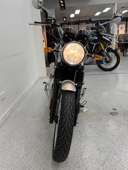 2021 Royal Enfield INTERCEPTOR 650 CLASSIC VENTURA BLUE E5