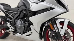 2024 Suzuki 2024 Suzuzki 800CC GSX800FR GSX-8R Silver
