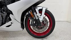 2024 Suzuki 2024 Suzuzki 800CC GSX800FR GSX-8R Silver