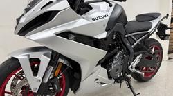 2024 Suzuki 2024 Suzuzki 800CC GSX800FR GSX-8R Silver