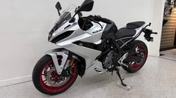 2024 Suzuki 2024 Suzuzki 800CC GSX800FR GSX-8R Silver