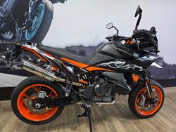 2023 Ktm 890 SM-T Black