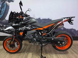 2023 Ktm 890 SM-T Black