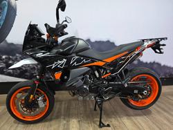2023 Ktm 890 SM-T Black