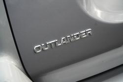 2019 Mitsubishi Outlander LS
