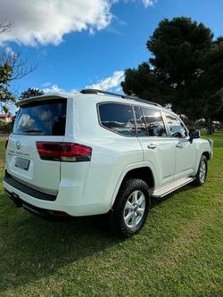 2022 Toyota Landcruiser GXL
