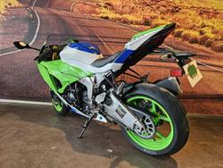 2024 Kawasaki Ninja ZX-6R 40th Anniversary Edition Ninja Green