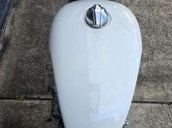 2021 Royal Enfield INTERCEPTOR 650 CUSTOM WHITE