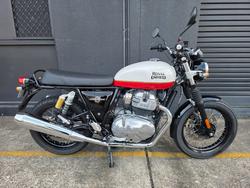 Royal Enfield Interceptor 650 Custom