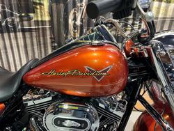 2011 HARLEY-DAVIDSON FLHR ROAD KING
