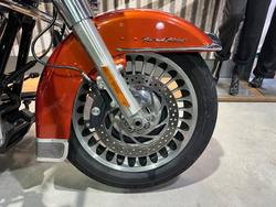 2011 HARLEY-DAVIDSON FLHR ROAD KING