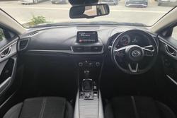 2018 Mazda 3 SP25