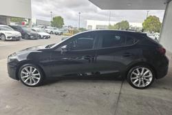 2018 Mazda 3 SP25