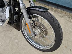2010 HARLEY-DAVIDSON XL883C SPORTSTER CUSTOM Black