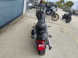 2010 HARLEY-DAVIDSON XL883C SPORTSTER CUSTOM Black