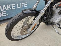 2010 HARLEY-DAVIDSON XL883C SPORTSTER CUSTOM Black