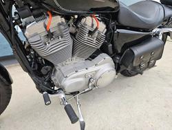 2010 HARLEY-DAVIDSON XL883C SPORTSTER CUSTOM Black