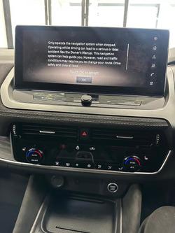2025 Nissan QASHQAI Ti-L J12 MY25 Pearl White with Onyx Black Roof