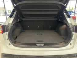 2025 Nissan QASHQAI Ti-L J12 MY25 Pearl White with Onyx Black Roof