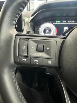 2025 Nissan QASHQAI Ti-L J12 MY25 Pearl White with Onyx Black Roof