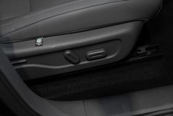 2025 Leapmotor B10 Design LR