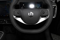 2025 Leapmotor B10 Design LR