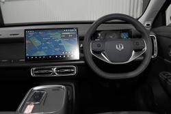 2025 Leapmotor B10 Design LR
