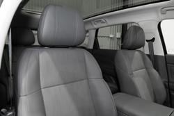 2025 Leapmotor B10 Design LR
