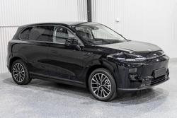 2025 Leapmotor B10 Design LR