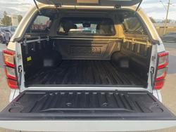 2025 Isuzu D-MAX LS-U