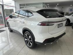 2024 MG HS Excite
