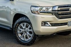 2019 Toyota Landcruiser VX VDJ200R 4X4 Dual Range