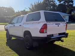 2017 Toyota Hilux SR