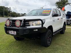 2017 Toyota Hilux SR