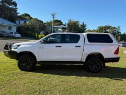 2017 Toyota Hilux SR