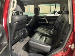 2017 Toyota Landcruiser VX VDJ200R 4X4 Dual Range Merlot Red