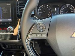 2019 Mitsubishi Outlander LS