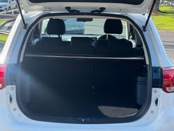2016 Mitsubishi Outlander LS