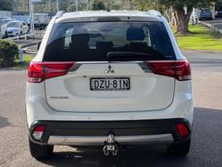 2016 Mitsubishi Outlander LS